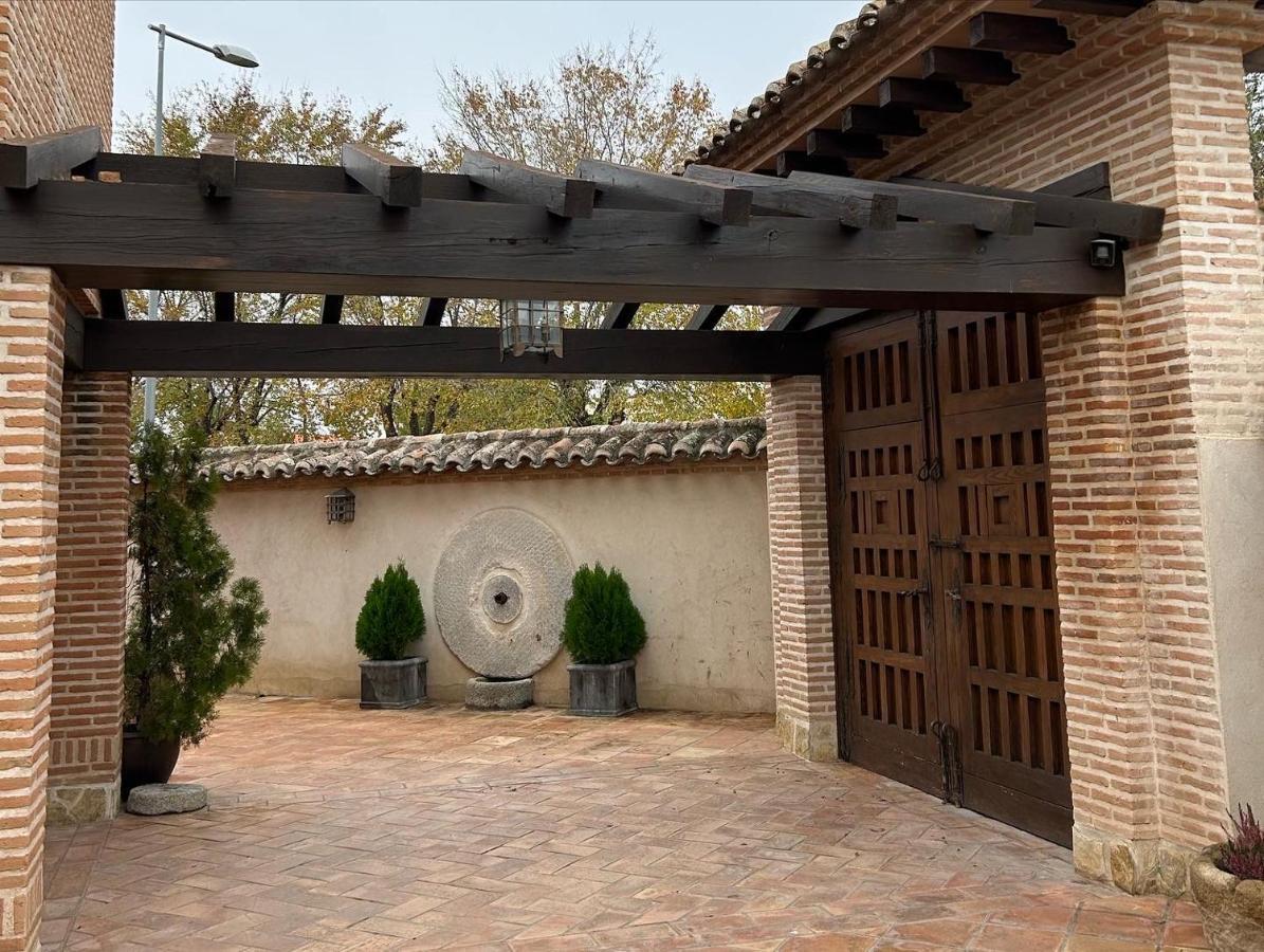 Villa La Flor Del Granado Torrijos Exterior foto